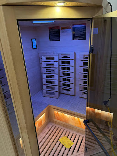 Golden Designs 3-Person Corner 2025 Reserve Edition GDI-8035-03 Full Spectrum Infrared Sauna with Himalayan Salt Bar