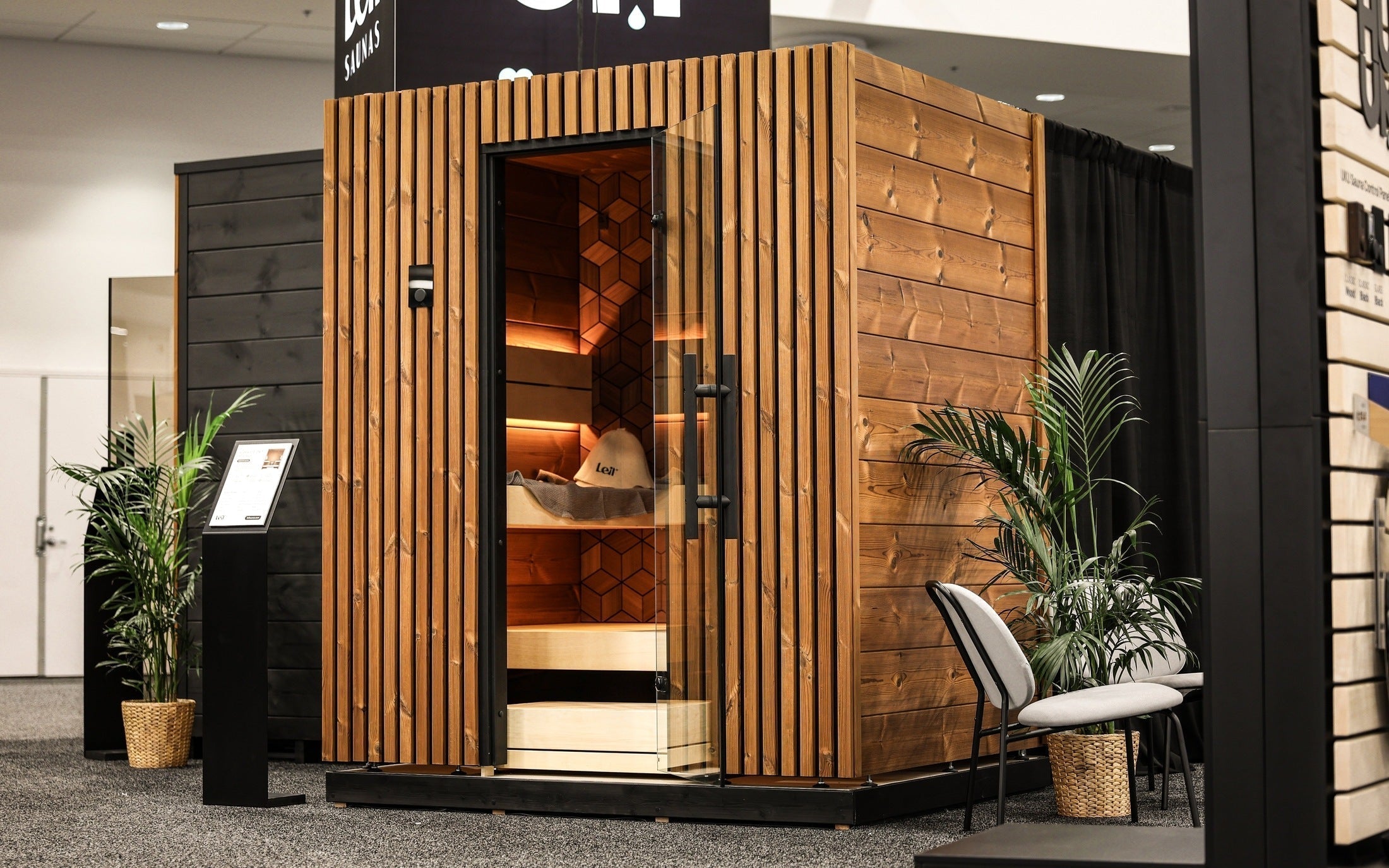 4-person indoor traditional sauna Leil Como 4-180 made from 40mm ThermoWood® with premium Aspen benches