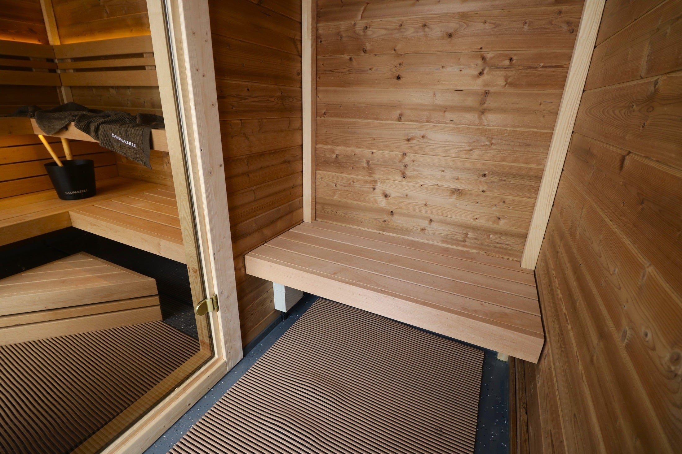 Leil Patio M 5 Person Outdoor Sauna Cabin with Changing Room, Premium ThermoWood Backyard Wellness Sauna