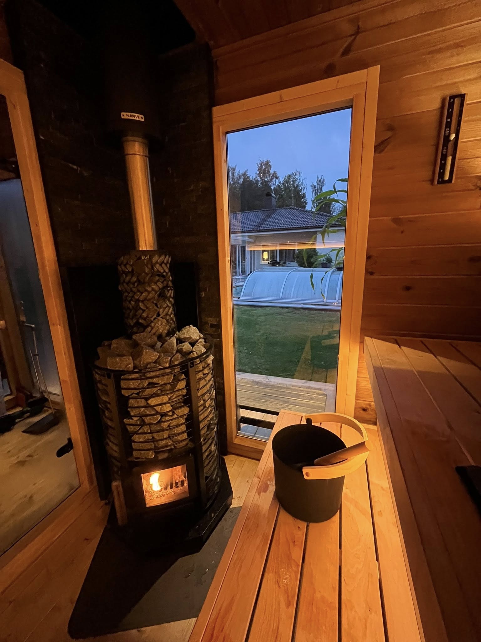 Leil Patio L Plus Outdoor Sauna Kit for 5, Scandinavian design backyard sauna with changing area
