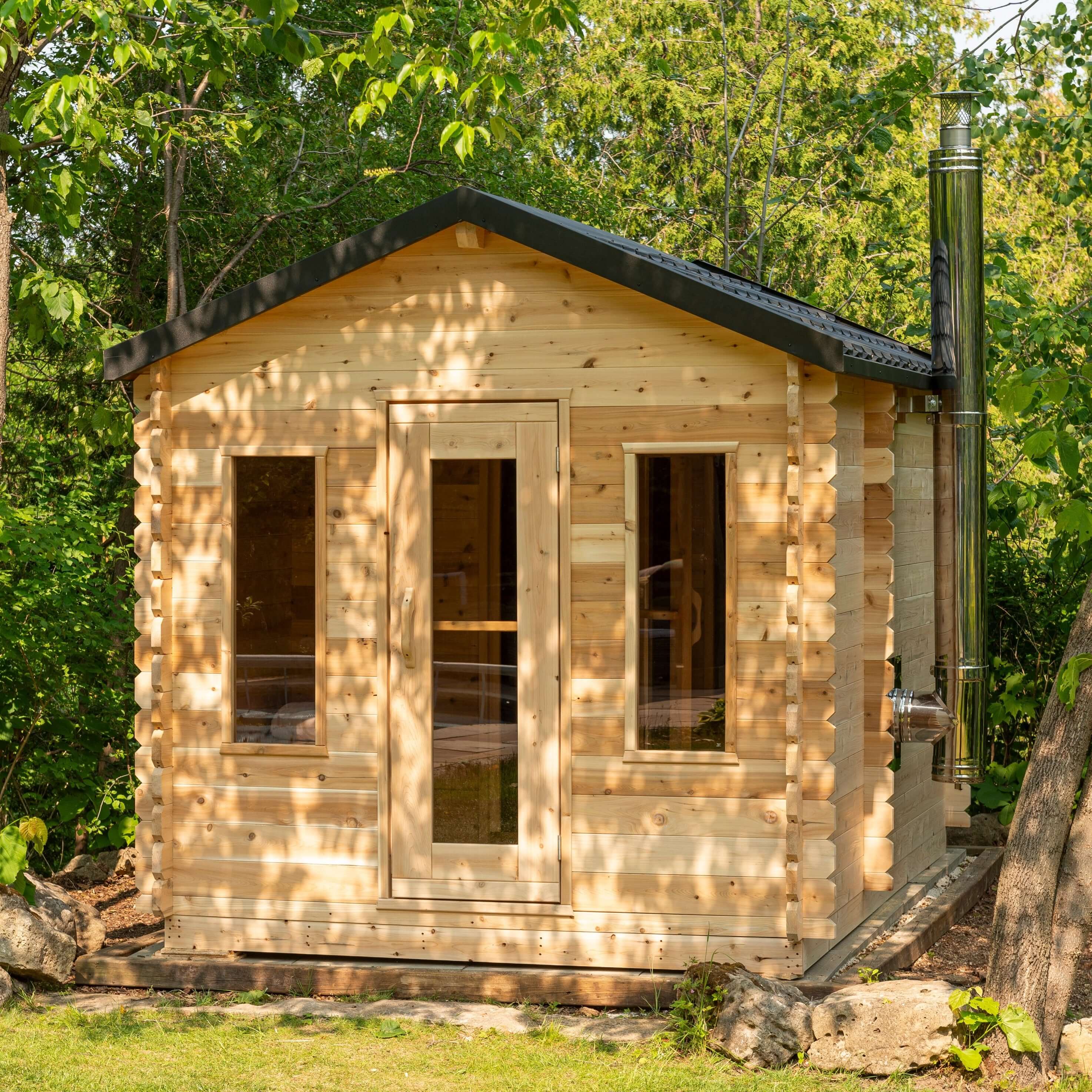 Dundalk CT Georgian 6 Person Outdoor Sauna with Changeroom