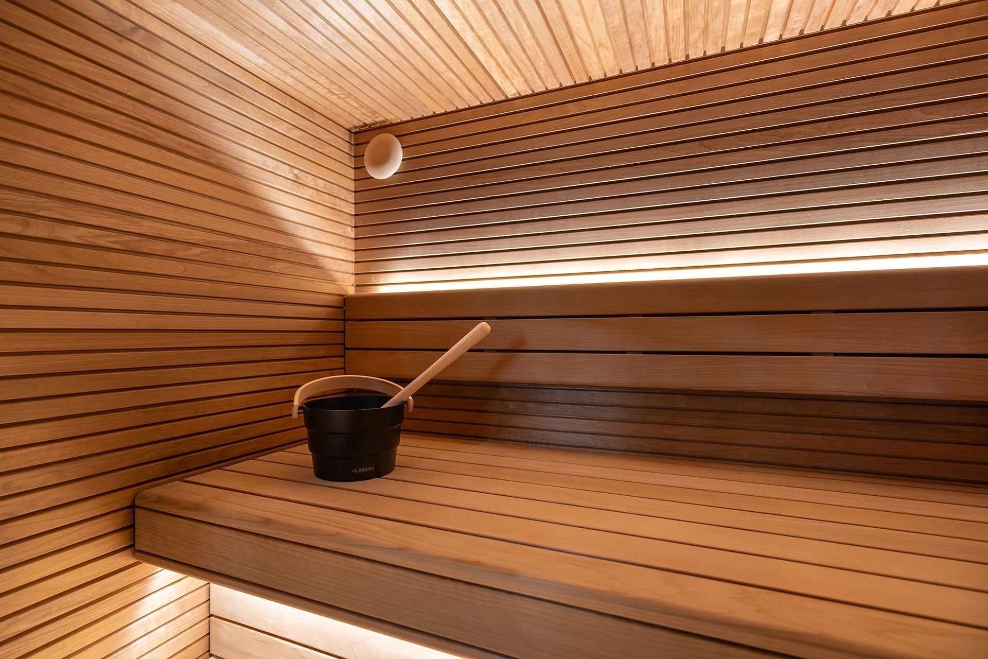 Auroom Arti space-efficient luxury outdoor sauna cabin