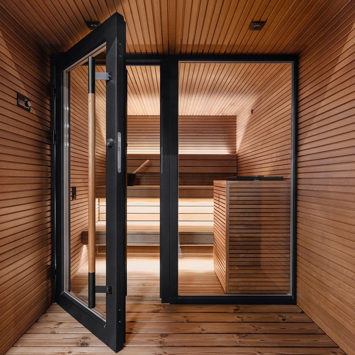 Auroom Arti Luxury Garden Sauna for 3–5 People