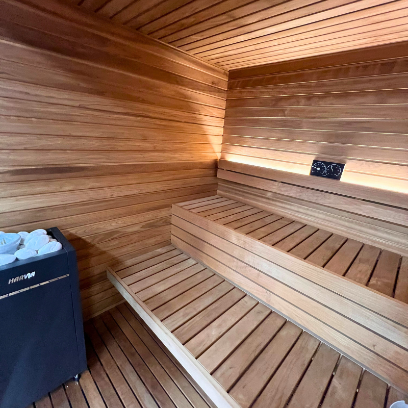 Auroom Mira L Outdoor Sauna with Thermo-Aspen Interior
