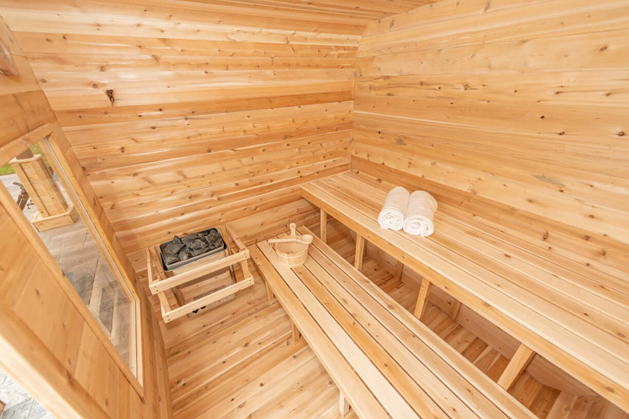 4 Person Backyard Barrel Sauna – Dundalk Canadian Timber Luna