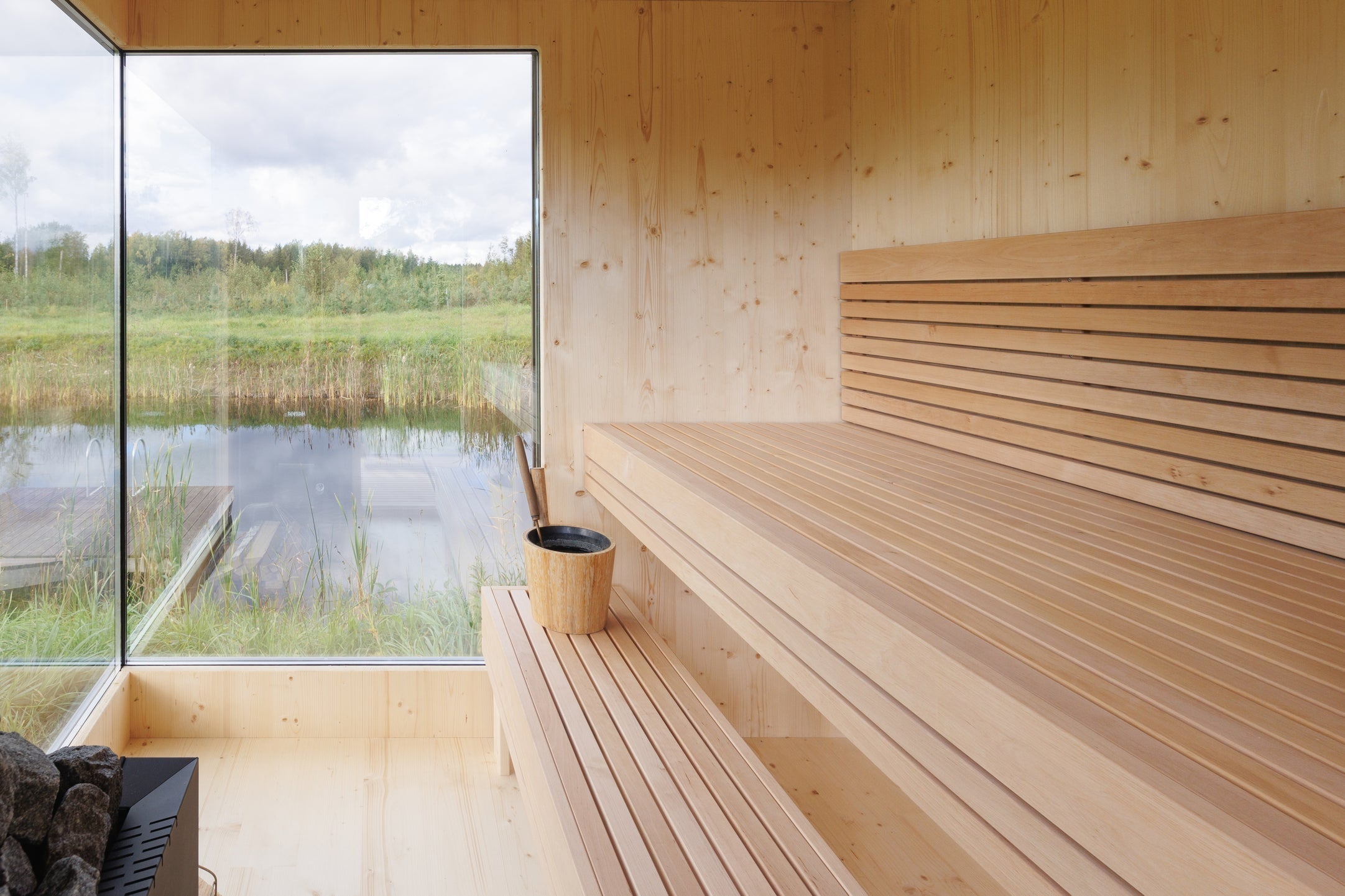 Genevas Zermatt Outdoor Sauna Cabin with Changing Room
