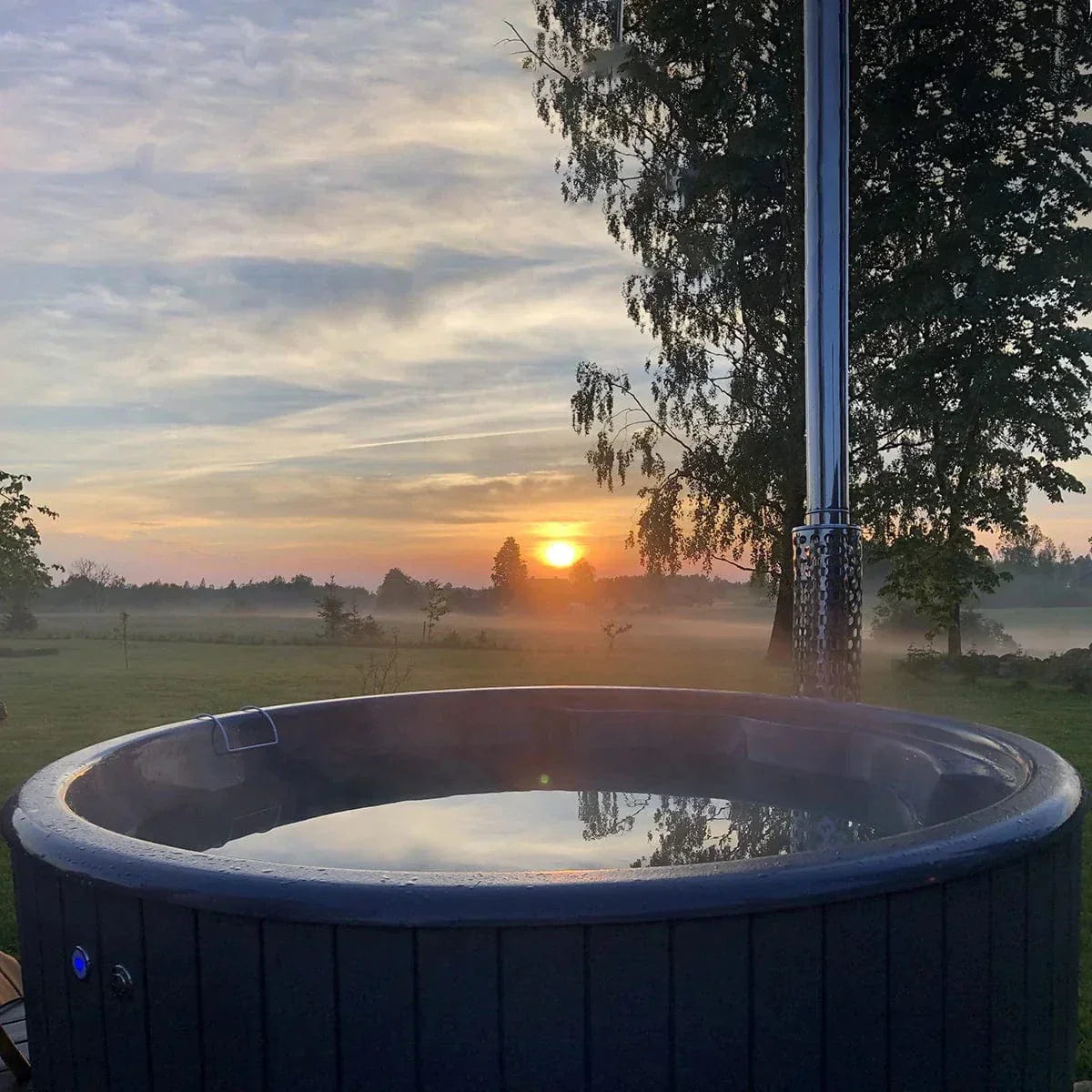 Model S4N wood-burning hot tub by SaunaLife SOAK-Series, premium outdoor spa for up to 6 people with natural wood construction