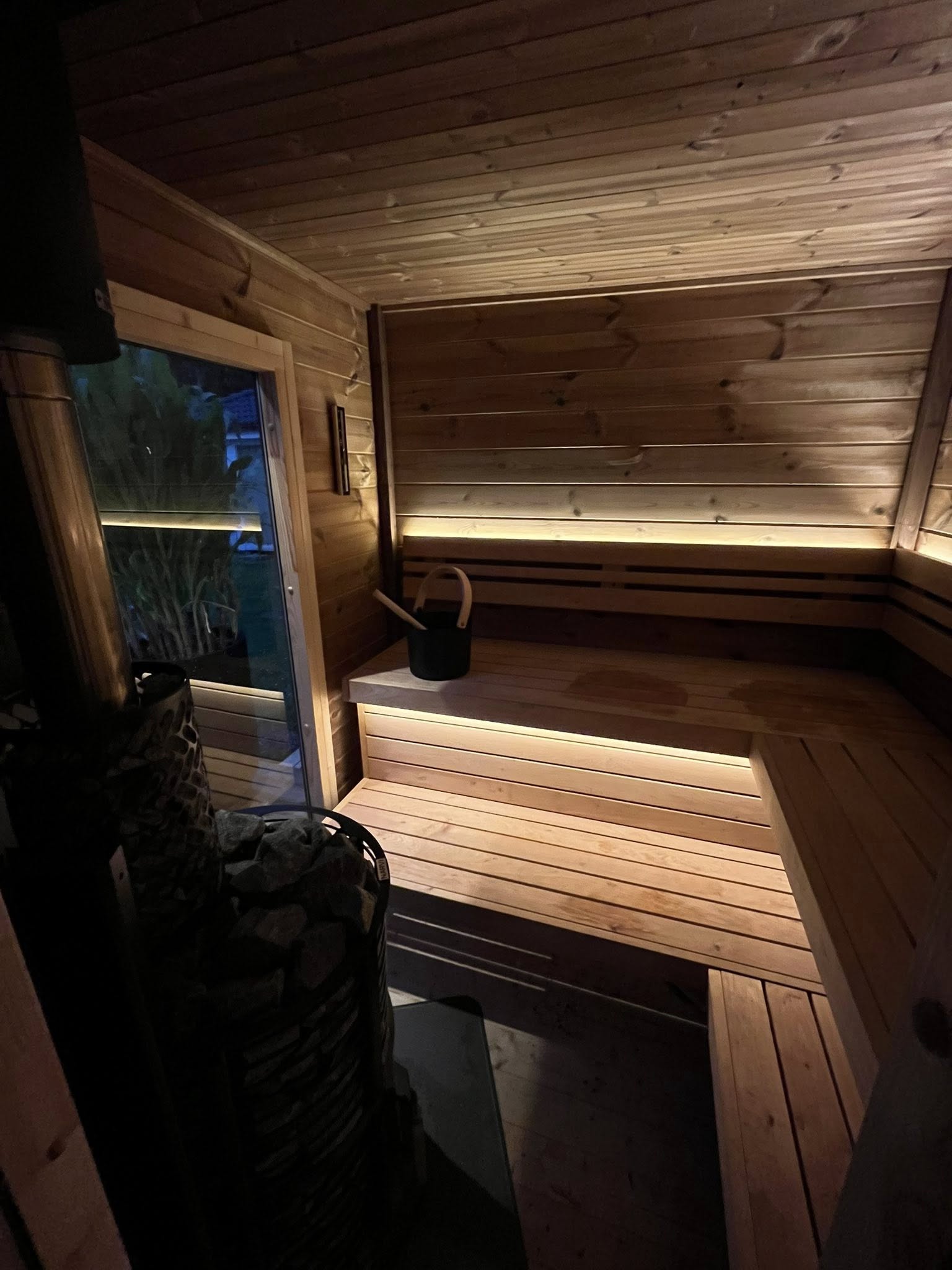 Leil Patio L Plus Outdoor 5 Person Sauna with ThermoWood construction and extended garden space