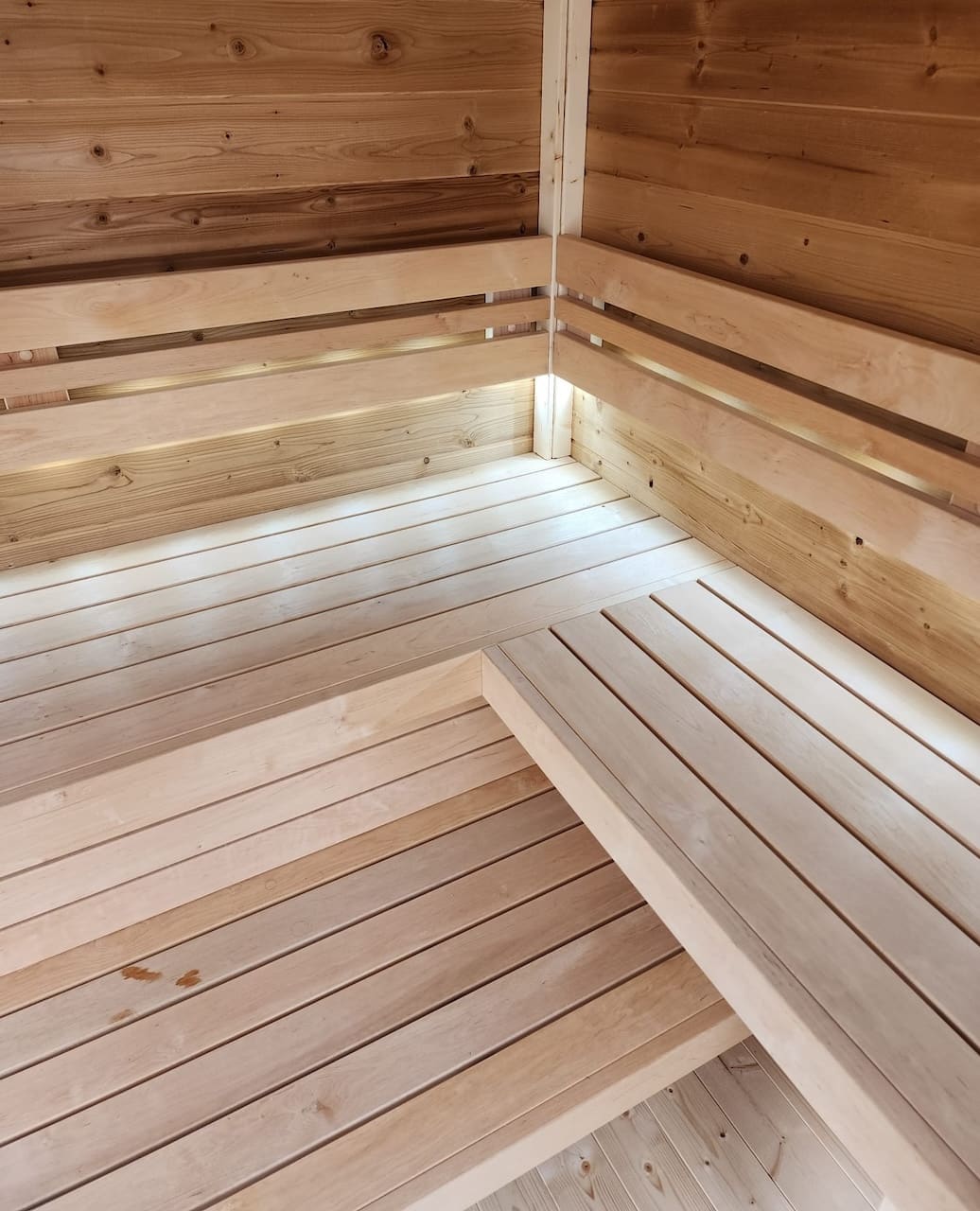 Leil Patio S Corner Outdoor Sauna Kit for 4–5 People, modern ThermoWood design